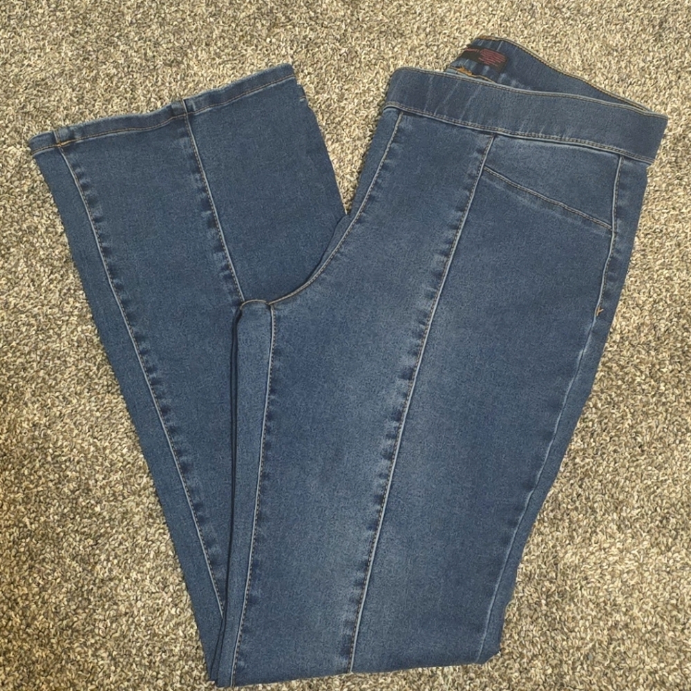 No Boundaries Blue Straight Leg Jeans